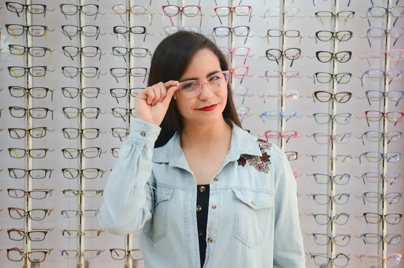 Take your time trying frames on
