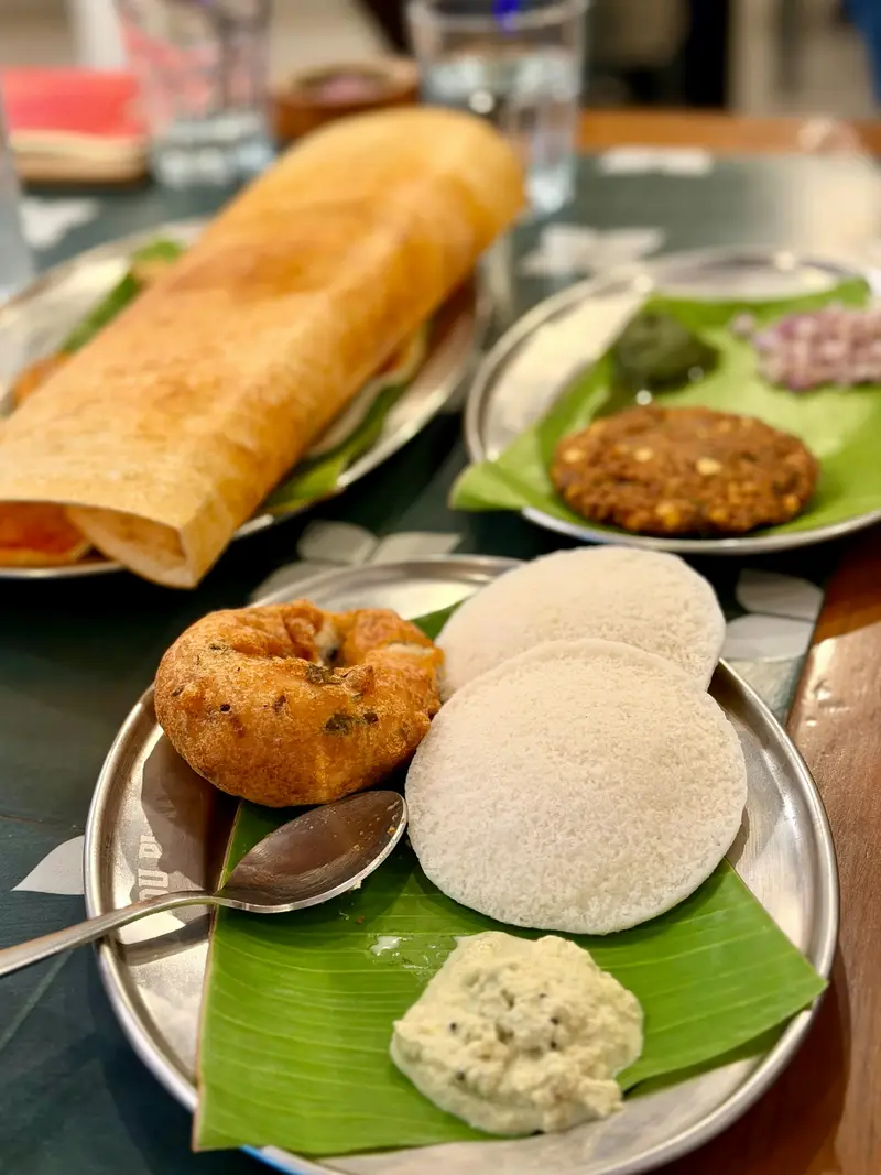 Idli vada